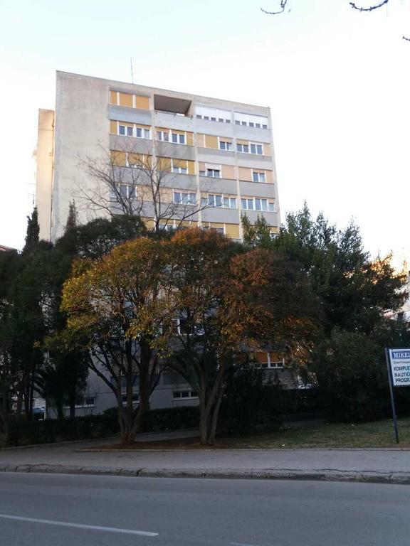 Apartment Sime Zara Esterno foto