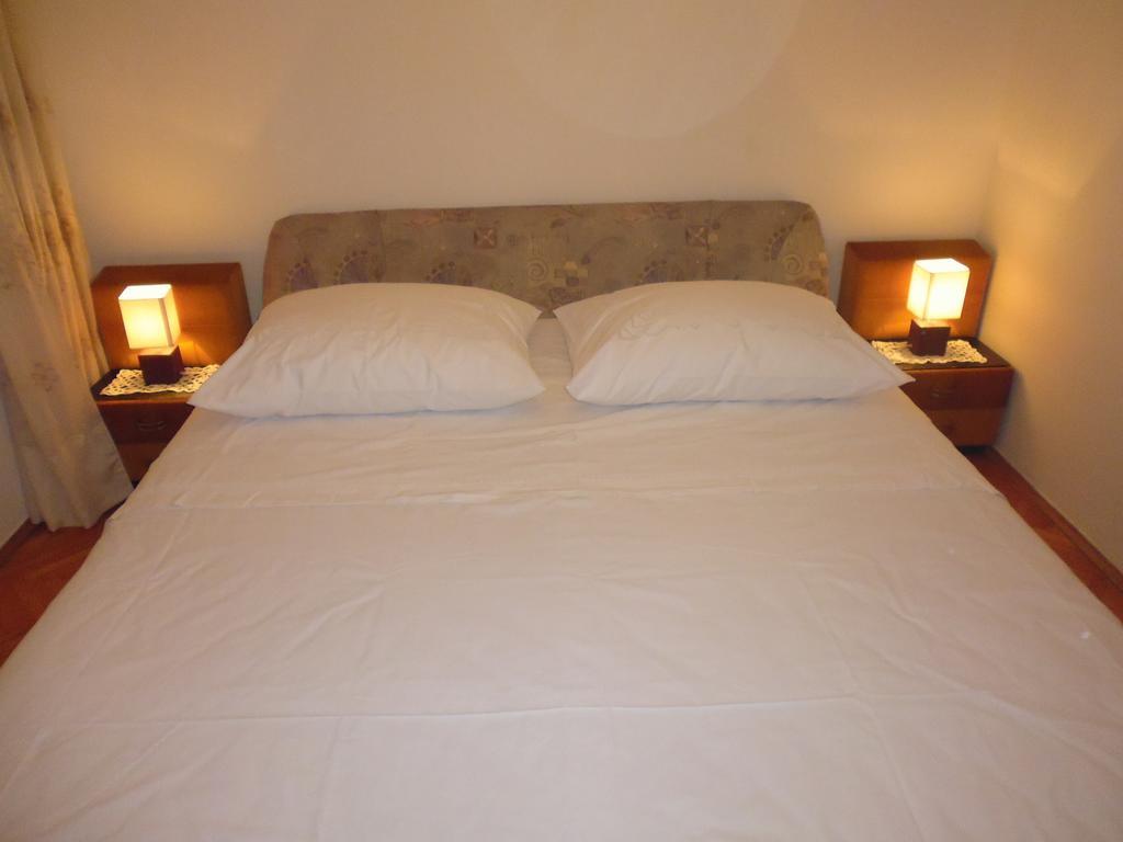 Apartment Sime Zara Esterno foto