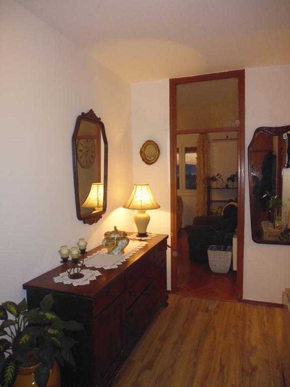 Apartment Sime Zara Esterno foto