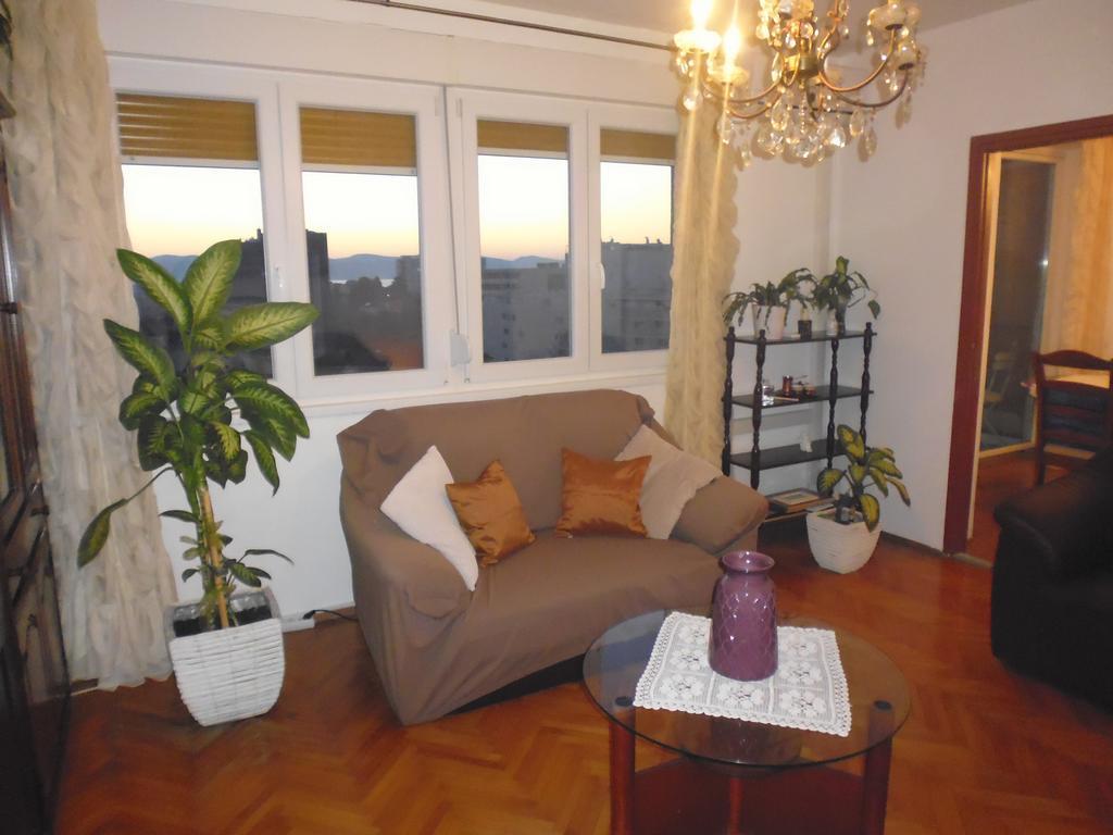 Apartment Sime Zara Esterno foto
